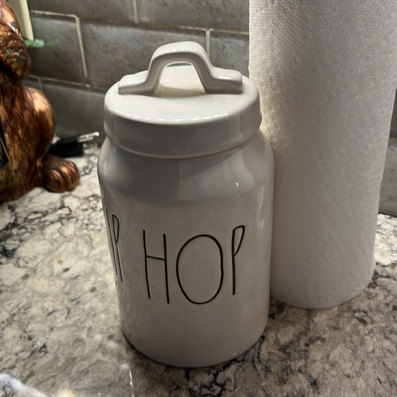 Rae Dunn canister.  Says Hip Hop - Picture 5 of 5
